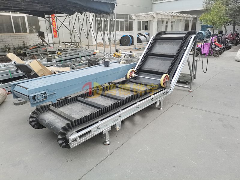 散料輸送機