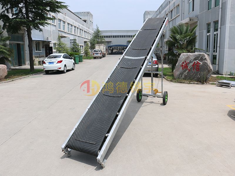 皮帶輸送機